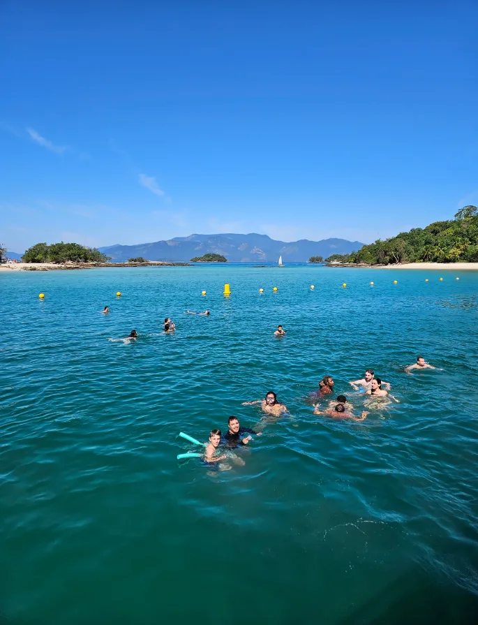 Turistas Rio Tropical Tours Passeios de Lancha, Barco e Escuna no RJ